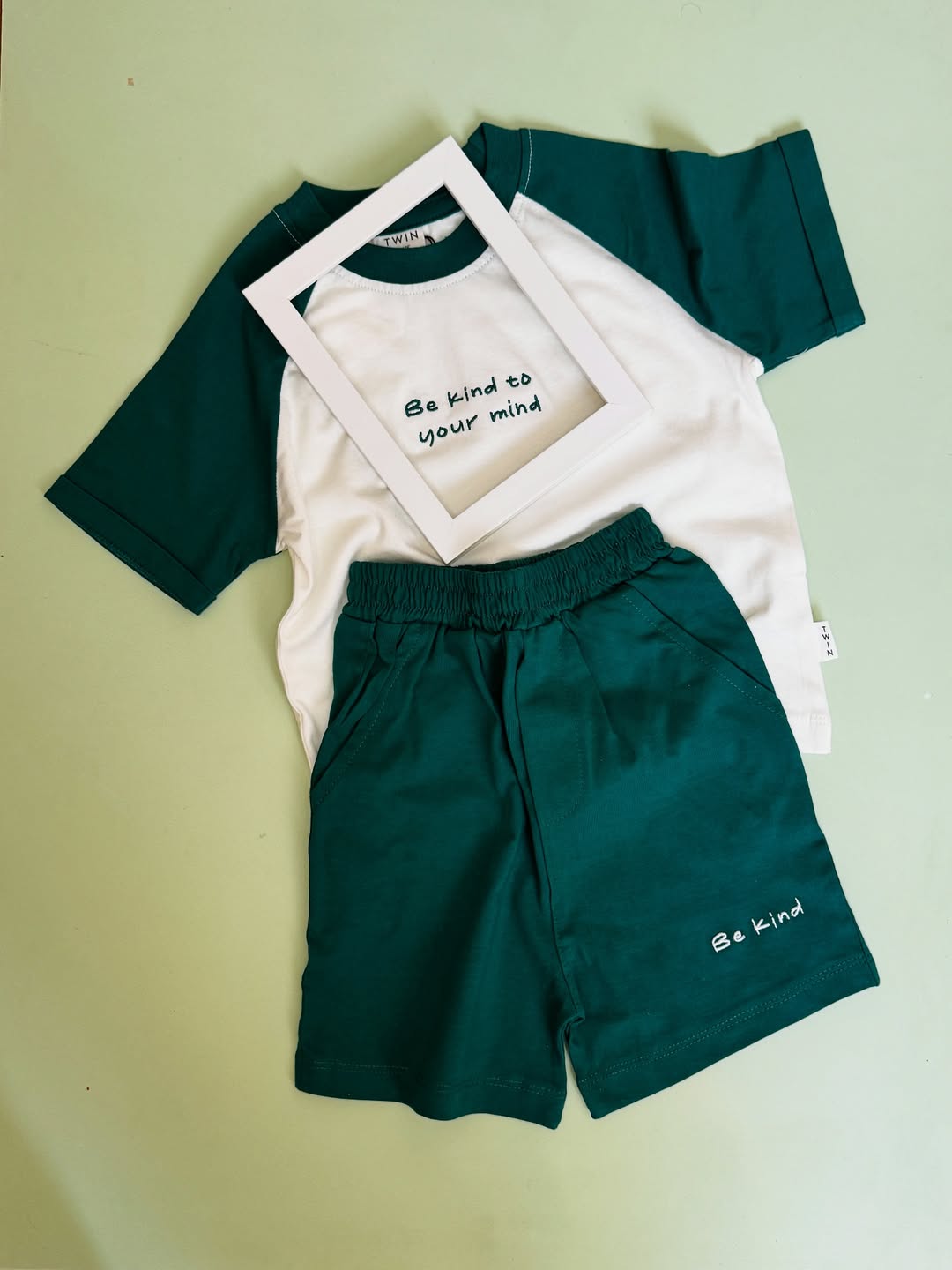 ست پسرانه Be kind